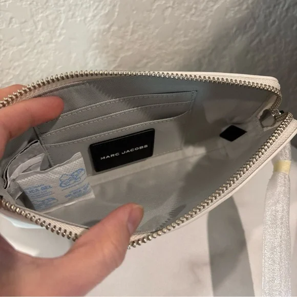 NWT Marc Jacobs x 'The Wizard of Oz' Wristlet Limited Edition